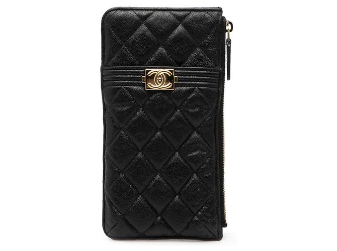 Cartera larga Chanel Matelassé Boy con monedero Negro