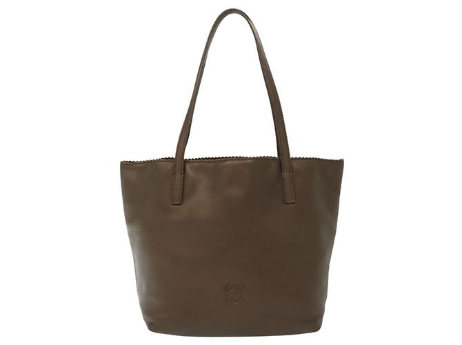Bolsa Anagram Loewe em couro Marrom