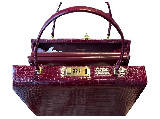Autre Marque Bolsa de couro de crocodilo bordô Bordeaux