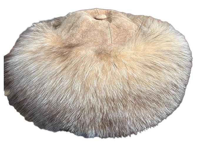 Autre Marque Kléber Hats Fox Fur Hat Brown Beige Suede