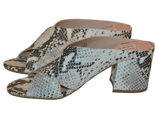 Sandalias Steve Madden de piel Multicolor