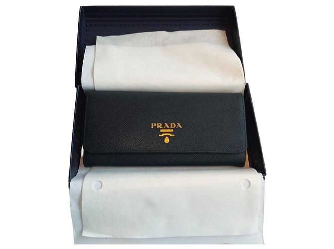 Prada Large Saffiano leather wallet Black