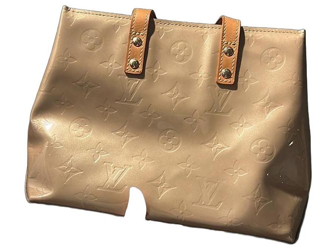 Bolsa Louis Vuitton Monogram Vernis Bege