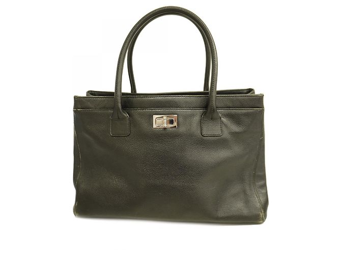 Chanel 2.55 Executive Leder Tote Tasche Schwarz