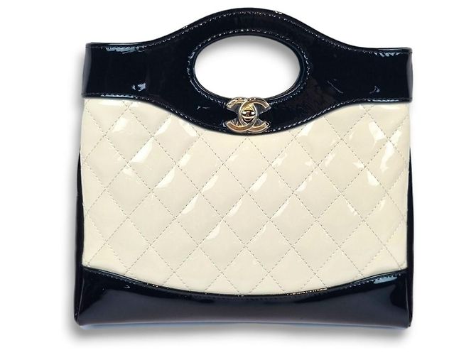 Chanel Zweifarbige Mini-Tasche Schwarz