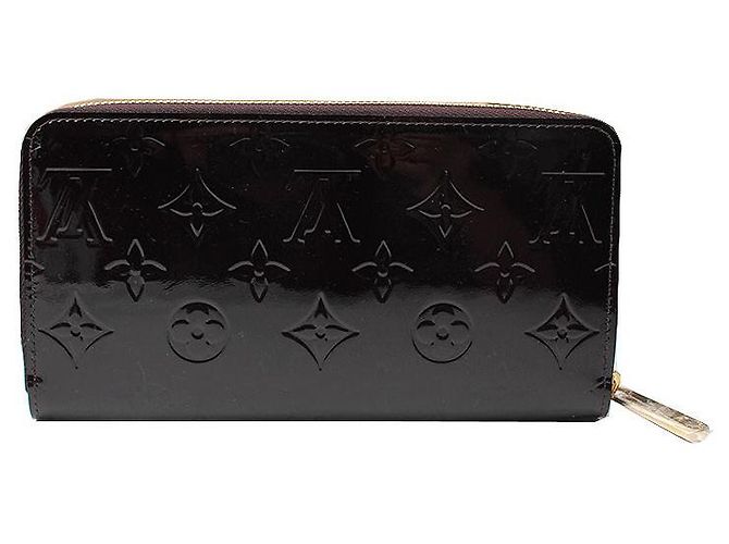 Louis Vuitton Carteira Longa Zippy Monogram Vernis Amarante Dourada