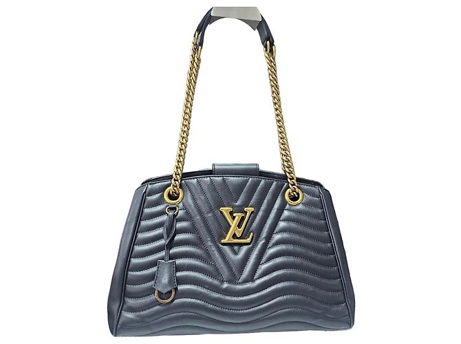 Louis Vuitton New Wave Chain Shoulder Black