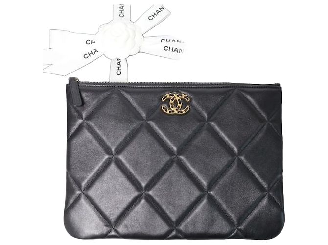 Chanel 19 Chanel Mittel Schwarze Clutch Tasche
