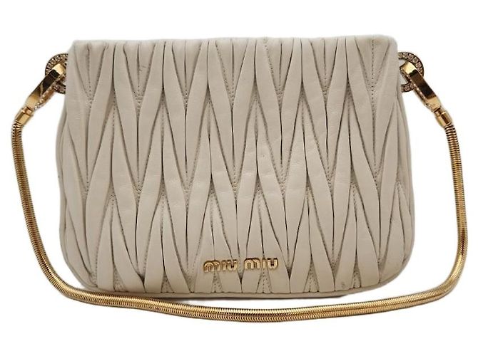 Bolsa de Ombro Matelassé Miu Miu Marfim Branco