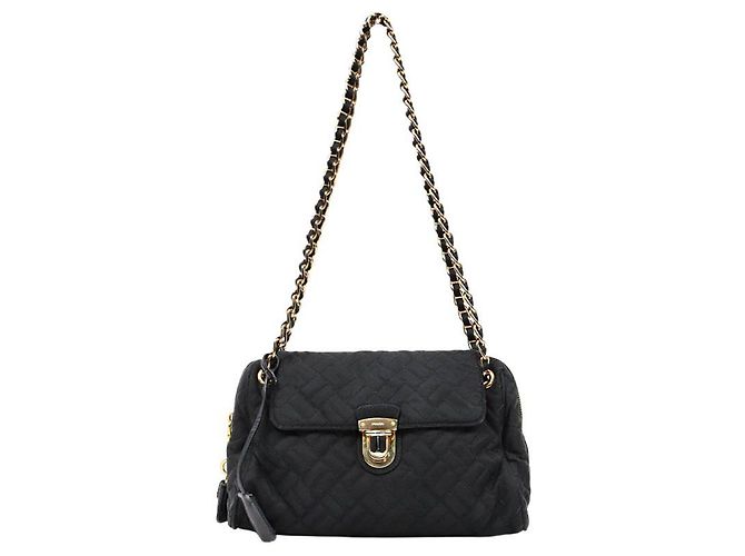 Prada Borsa a spalla nera trapuntata con catena Nero