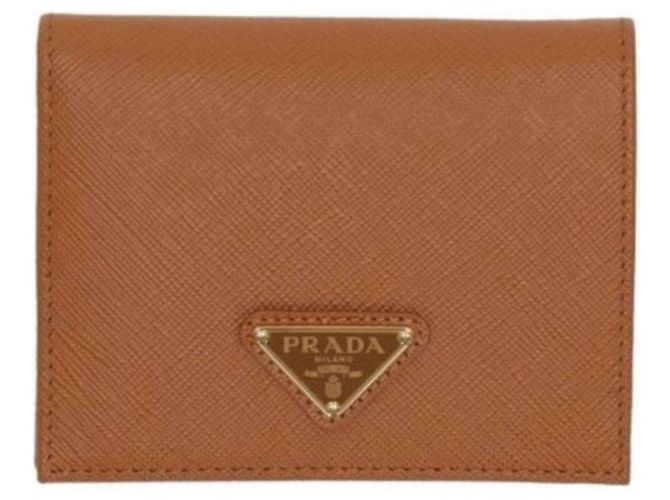 Prada Billetera QHH Saffiano Camel Castaño