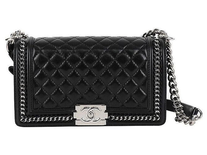 Le Boy Chanel Bolsa Boy Flap média em couro de bezerro preto prateado