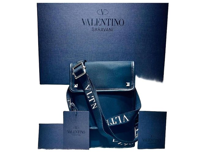 Valentino Pochette Croisée Mini Garavani VLTN Noir