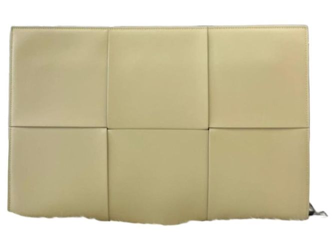 Bottega Veneta Bottega Arco Clutch Weiß
