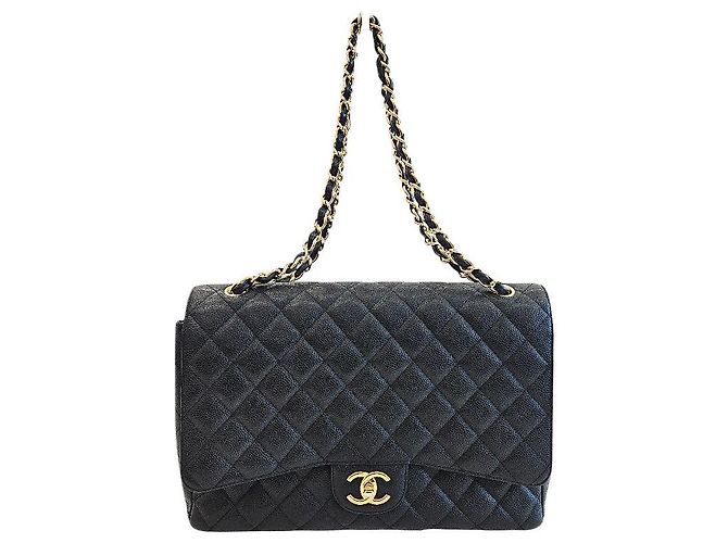 Chanel Borsa Maxi Flap in Caviar Oro Classico Nero