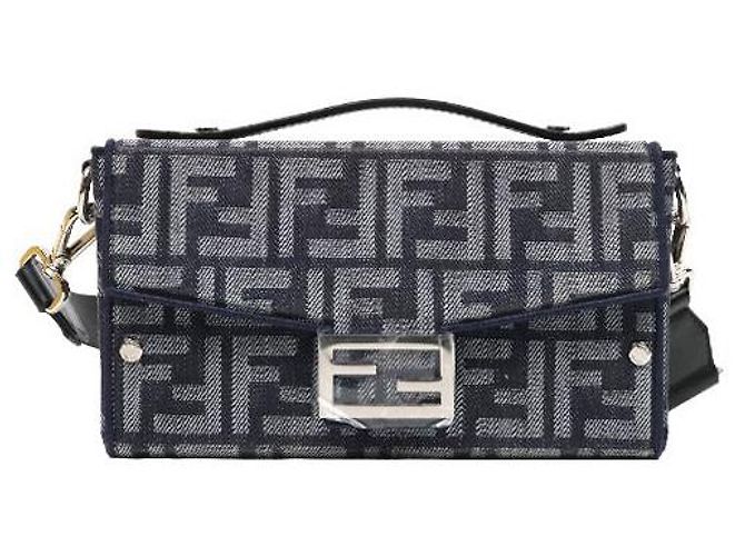 Fendi Borsa a tracolla Baguette Trunk Juka Nera Nero