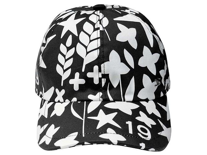 Chanel Logo Cap Schwarz 