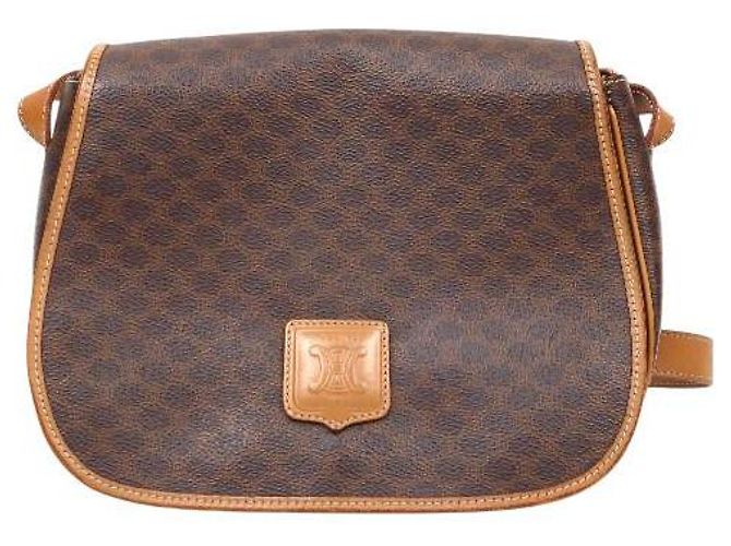 Céline Borsa a tracolla Macadam con pattina Marrone