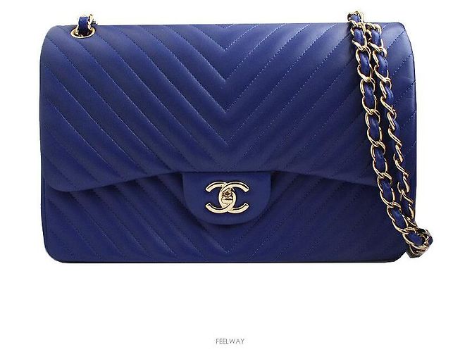 Chanel Bolsa de ombro de couro de cordeiro azul royal com dupla aba - Série Chevron