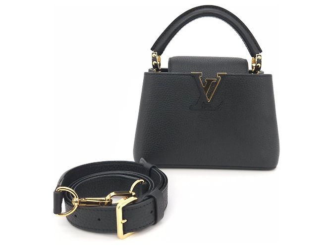 Louis Vuitton Capucines BB Noir