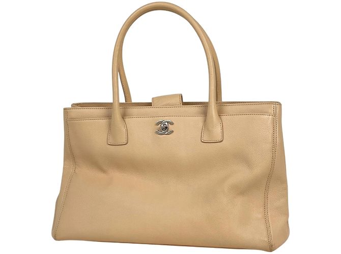 Executive Bolsa Tote da Linha Executiva da Chanel Bege