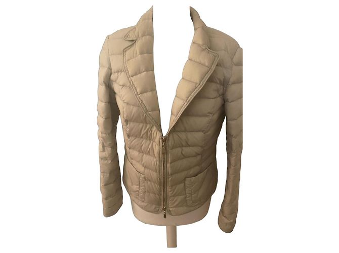 Autre Marque Chaqueta de plumas Madeleine beige con relleno de plumas