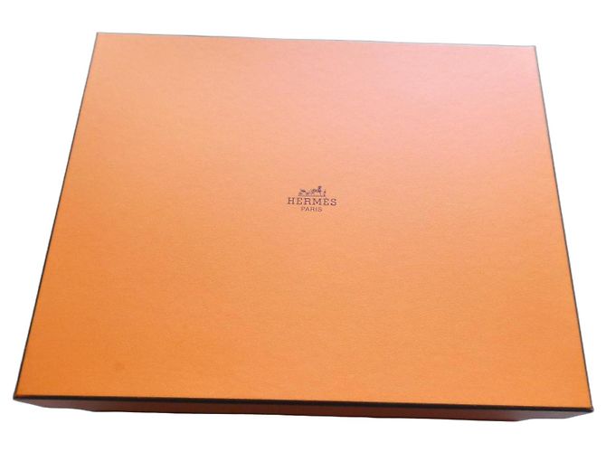 authentic Hermès original box for Hermès Kelly 25 handbag -707 Orange
