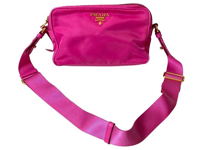 Borsa a spalla in nylon rosa Prada
