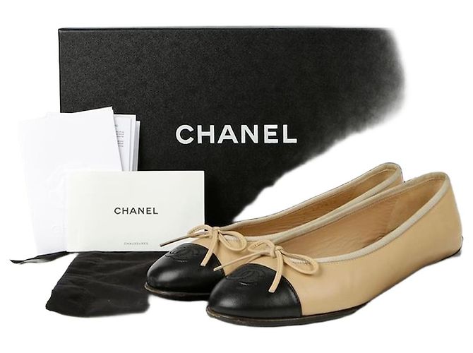 Chanel Two-Tone Flat Shoes Black
