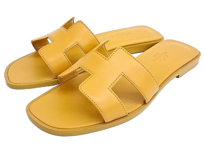 Hermès Oran Sandalen Leder Gelb