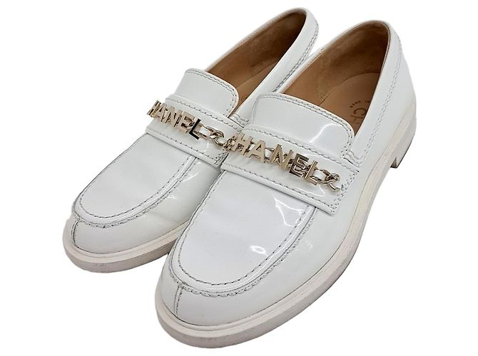 Mocasines de charol Chanel Blanco
