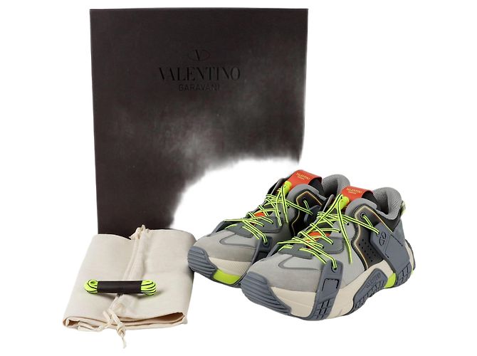Valentino Garavani Sneakers size