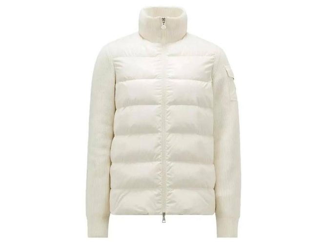 Moncler Gestrickte Wolljacke mit Logo-Patch