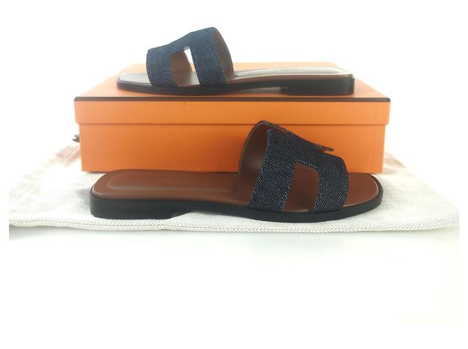 Hermès Sandali Oran in denim Blu