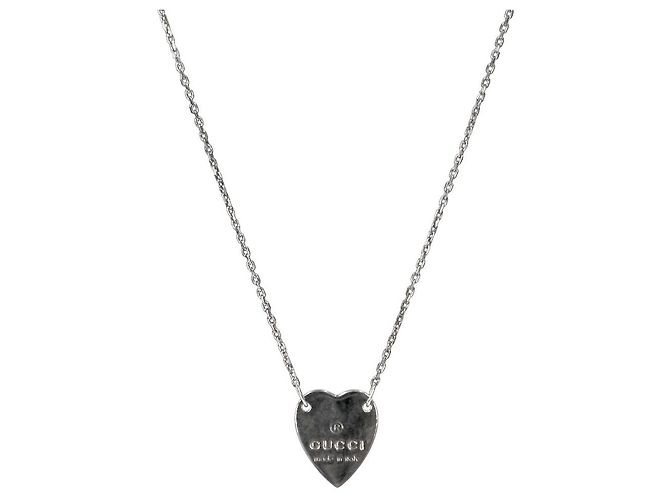 Gucci Collar de Corazón de Plata 