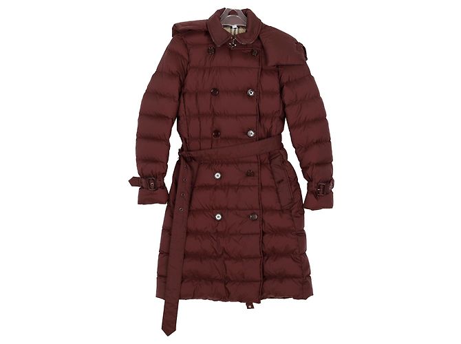 Burberry Größe der Kapuzenpufferjacke Ashwick Rot