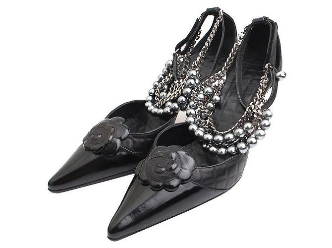 Chanel Chaussures T-Strap Camélia Noir Perle