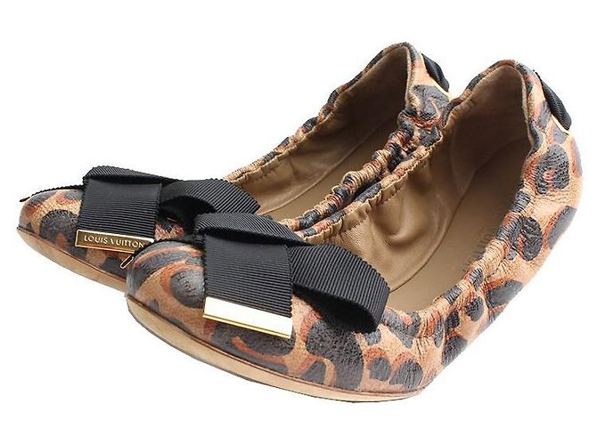 Louis Vuitton Scarpe basse leopardate Multicolore