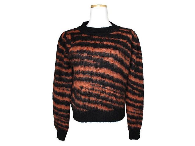 Sandro Top in maglia nero e marrone 