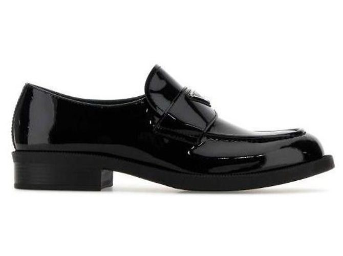 Prada Mocassins de couro com logo triangular