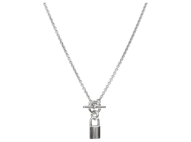 Hermès Collar de Amuleto de Plata con Cierre 