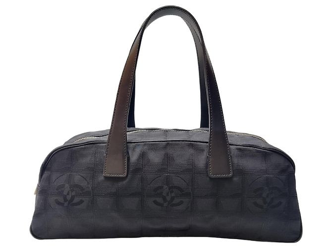 Chanel Nuova borsa da bowling con logo CC da viaggio Nero