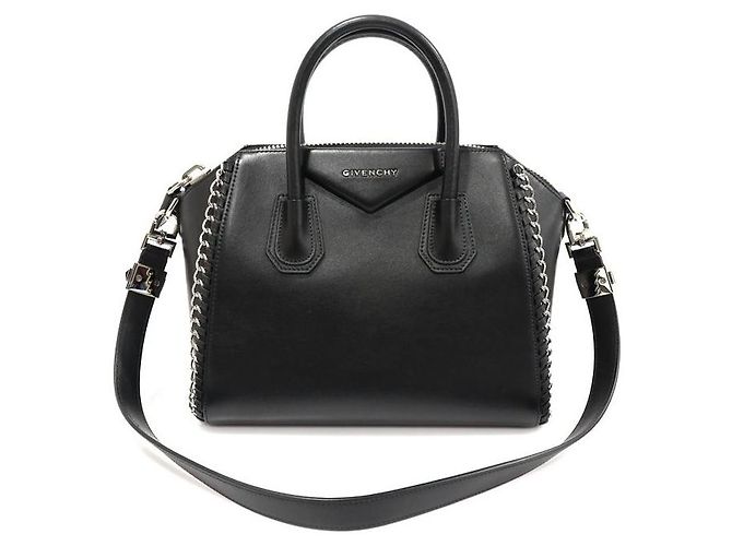 Givenchy Antigona Small de cuero negro con detalles de cadena