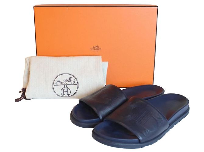 Hermès Biarritz Sandal Slipper Dark Navy Blue