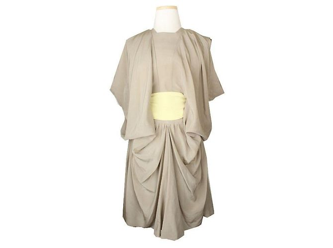 Balenciaga Vestido beige Castaño