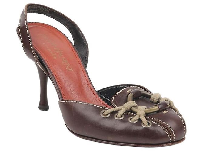 Saint Laurent Zapatos de tacón Eve Talla Castaño