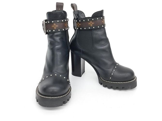 Louis Vuitton Ankle Boots Black