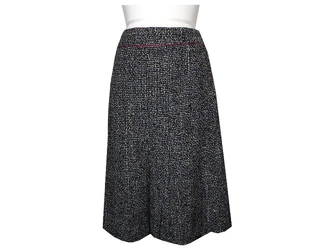 Chanel Saia de tweed preto e branco