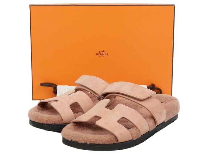 Hermès Shearling-Sandalen Größe Pink