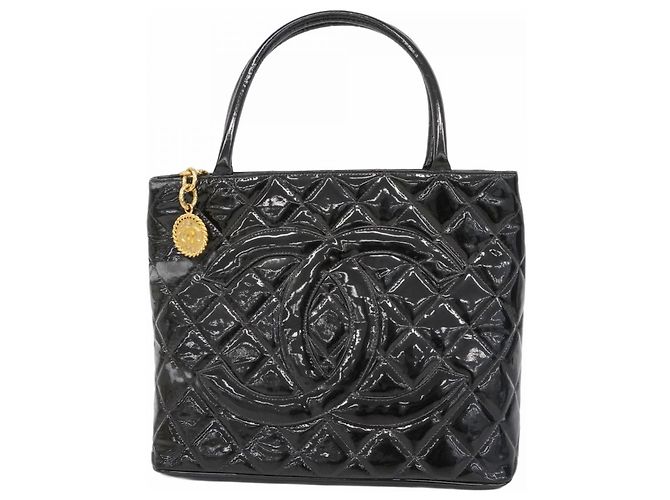 Timeless Bolso Tote Reissue de Chanel Negro